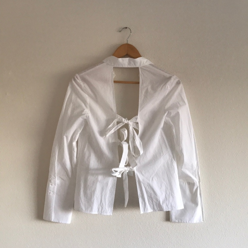 ➕SEXY Open Back Button Down!
